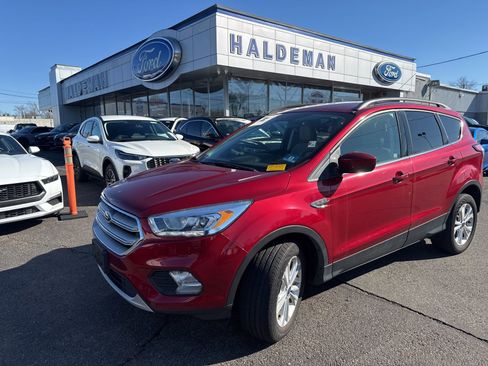 Used 2018 Ford Escape SEL image 1