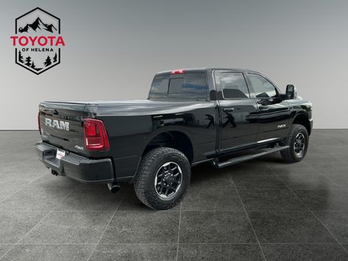 Used 2025 RAM 2500 Laramie AWD/4WD image 5