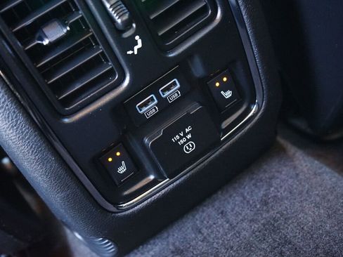 Used 2016 Dodge Durango Citadel w/ Technology Group image 18