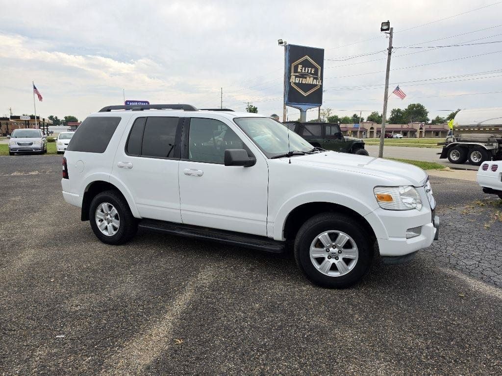 Used 2010 Ford Explorer XLT AWD/4WD image 3