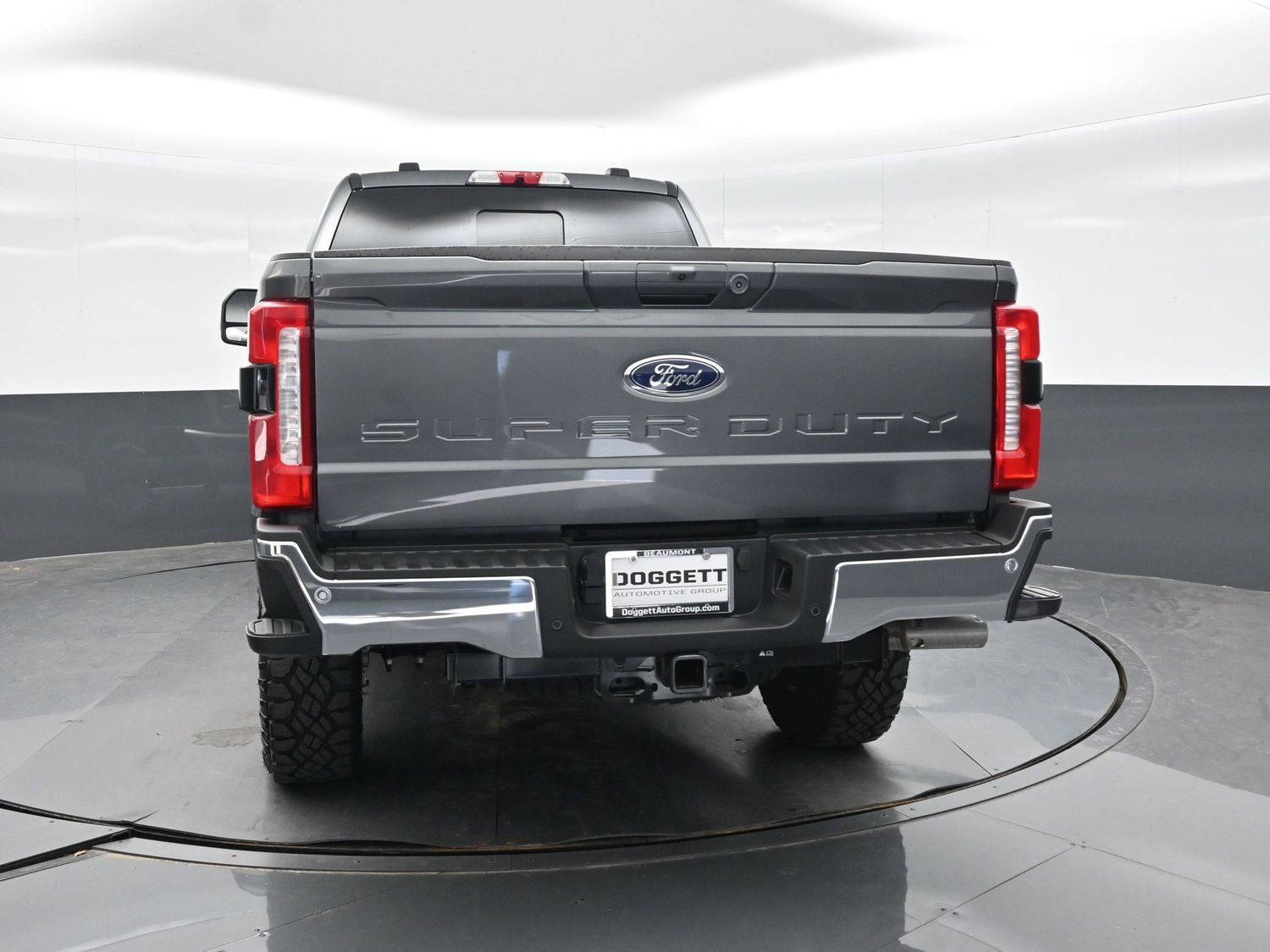 Used 2026 Ford F250 Lariat w/ Tremor Off-Road Package AWD/4WD image 7
