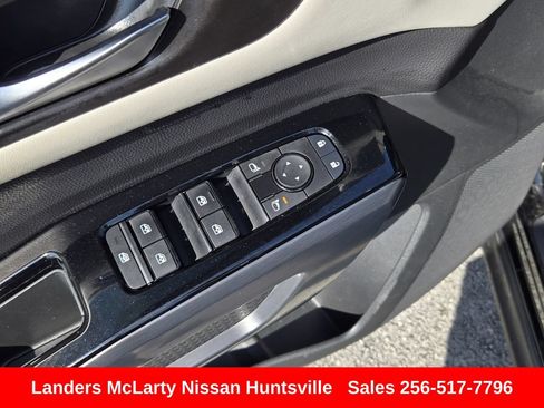 Used 2023 Nissan Pathfinder SL w/ SL Premium Package FWD image 25