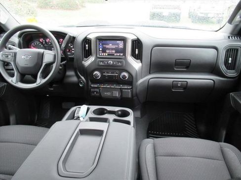 Used 2025 Chevrolet Silverado 1500 Custom Trail Boss image 12