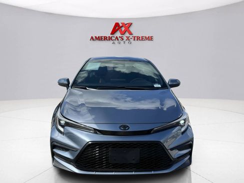 Used 2025 Toyota Corolla SE FWD image 9