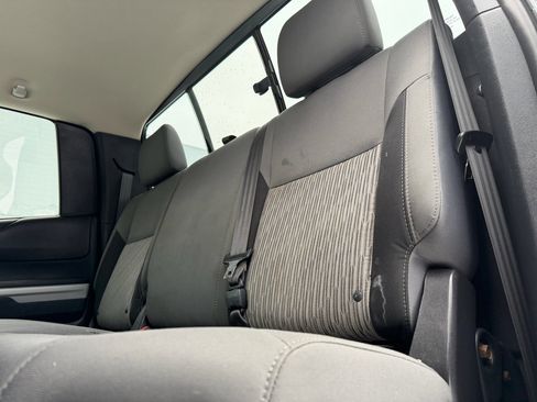 Used 2016 Toyota Tundra SR5 image 7