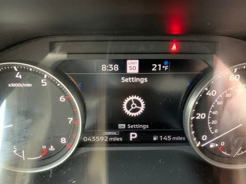 Used 2022 Mitsubishi Outlander SE image 29