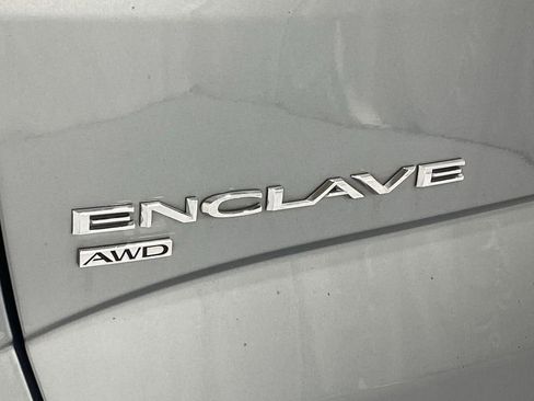 Used 2024 Buick Enclave Premium AWD/4WD image 31