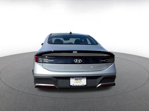 Used 2026 Hyundai Sonata Blue FWD image 12