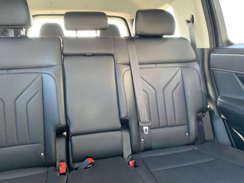 Used 2025 Hyundai Santa Fe SEL image 39