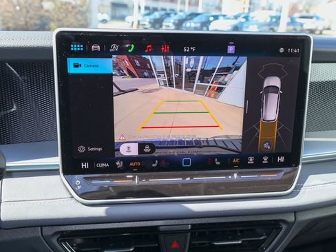 New 2026 Volkswagen Tiguan SE image 21