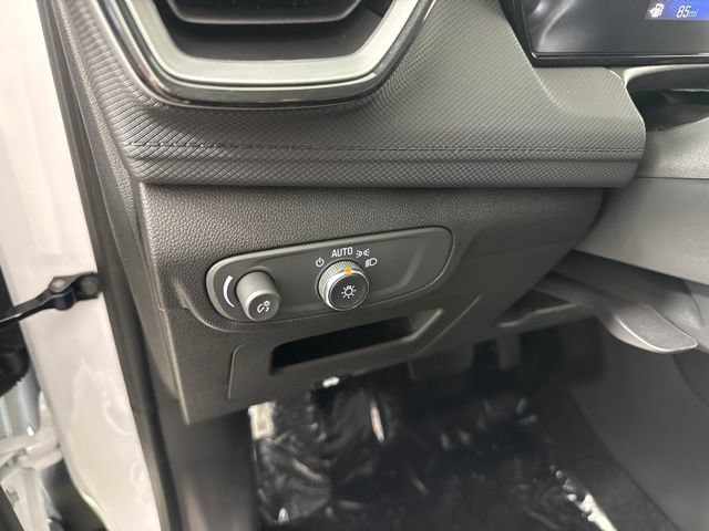 New 2026 Chevrolet TrailBlazer LT w/ Convenience Package FWD image 17