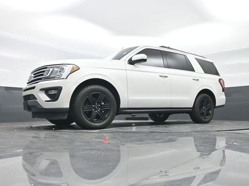 Used 2021 Ford Expedition XLT image 26