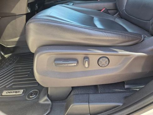 Used 2018 Honda Odyssey Touring image 30