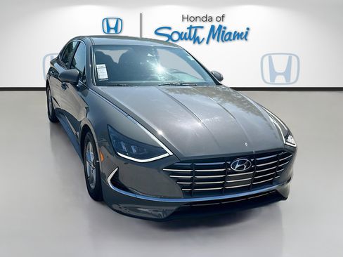 Used 2021 Hyundai Sonata SE FWD image 1