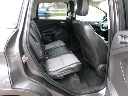 Used 2018 Ford Escape SE w/ SE Sport Appearance Package image 7