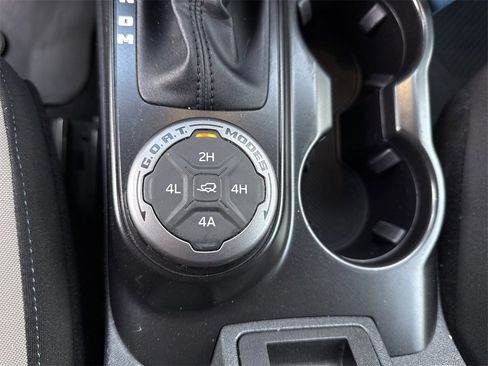 Used 2022 Ford Bronco Wildtrak image 21