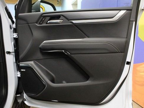 New 2026 GMC Acadia Elevation image 10