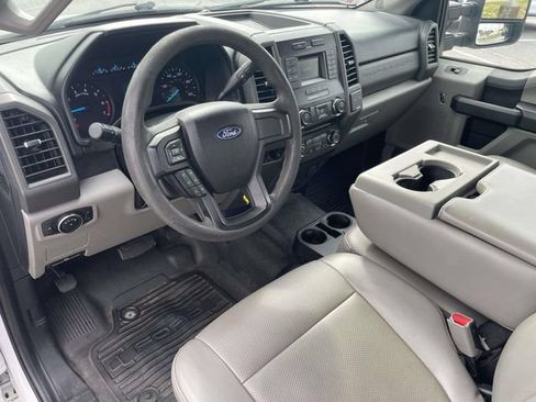 Used 2017 Ford F250 XL w/ Power Equipment Group RWD image 16