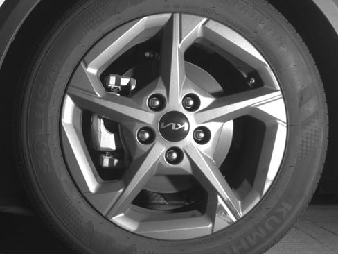 Used 2025 Kia K4 LXS image 12