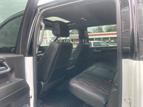 Used 2025 Chevrolet Silverado 2500 LTZ w/ Trail Boss Package image 30