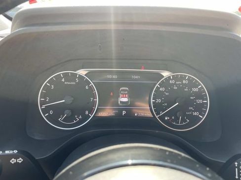 Used 2023 Nissan Rogue SL w/ SL Premium Package AWD/4WD image 12