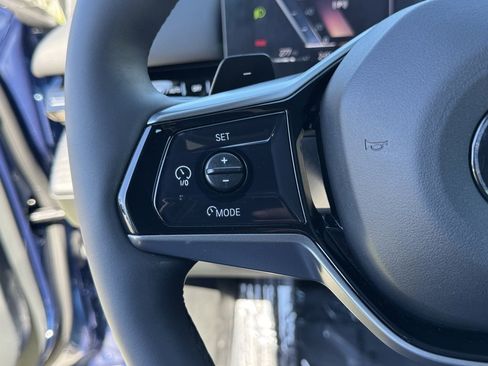 Used 2025 BMW 530i w/ Premium Package image 25