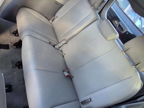 Used 2014 Toyota Sienna Limited image 13