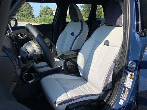 Used 2026 MINI Cooper S FWD image 7