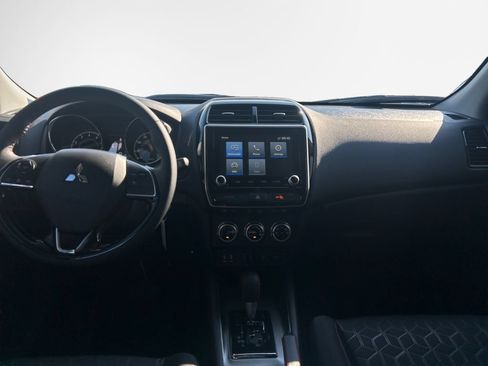 Used 2025 Mitsubishi Outlander Sport LE AWD/4WD image 22