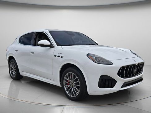 Used 2023 Maserati Grecale GT AWD/4WD image 9