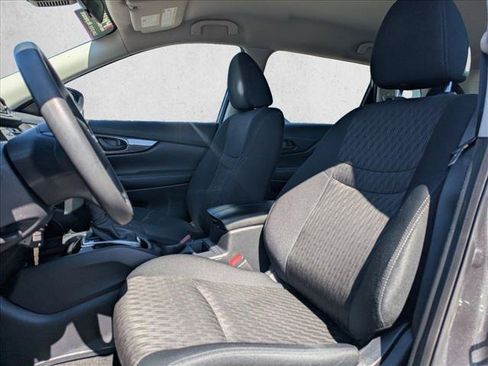 Used 2020 Nissan Rogue S FWD image 15
