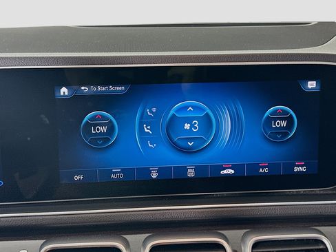 Certified 2021 Mercedes-Benz GLE 350 4MATIC w/ Premium Package image 20