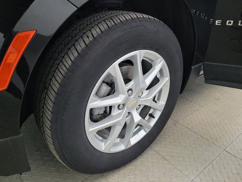 Used 2024 Chevrolet Equinox LS w/ LPO, Floor Liner Package AWD/4WD image 31