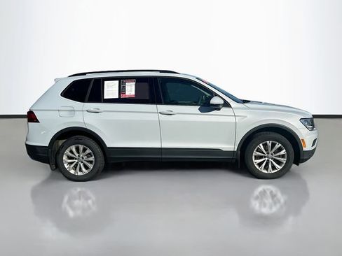 Used 2018 Volkswagen Tiguan S w/ 3rd Row Seat Package AWD/4WD image 5