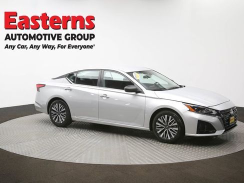 Used 2024 Nissan Altima 2.5 SV image 47