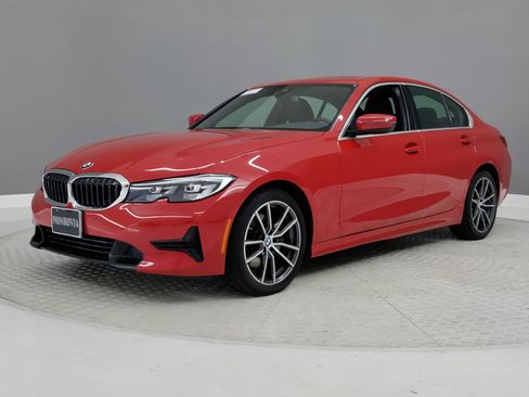 Used 2020 BMW 330i Sedan w/ Driving Assistance Package image 34