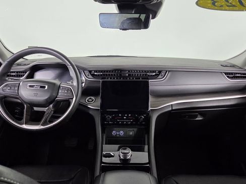 Used 2023 Jeep Grand Cherokee L Limited w/ Luxury Tech Group II image 44