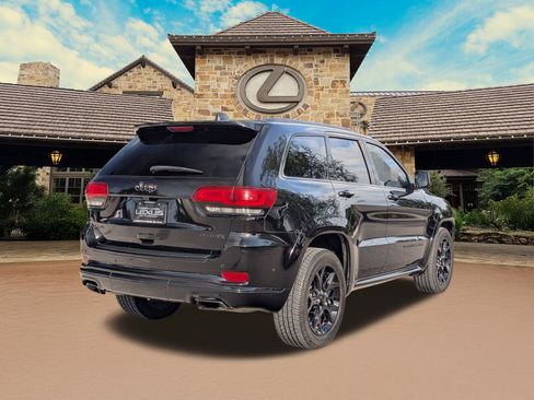 Used 2021 Jeep Grand Cherokee Limited X AWD/4WD image 2