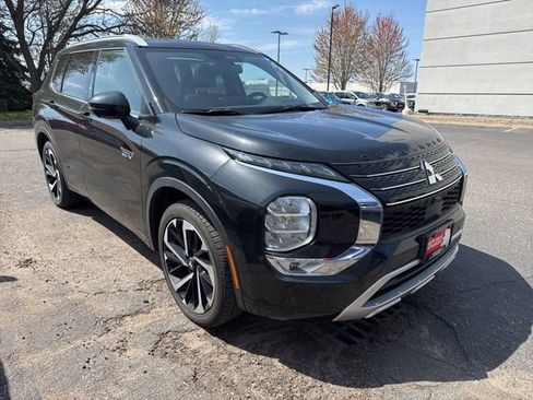 Used 2025 Mitsubishi Outlander SEL AWD/4WD image 1