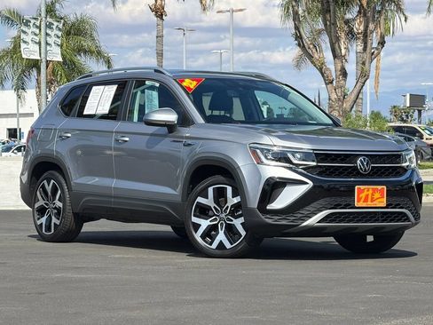 Used 2022 Volkswagen Taos SEL AWD/4WD image 1