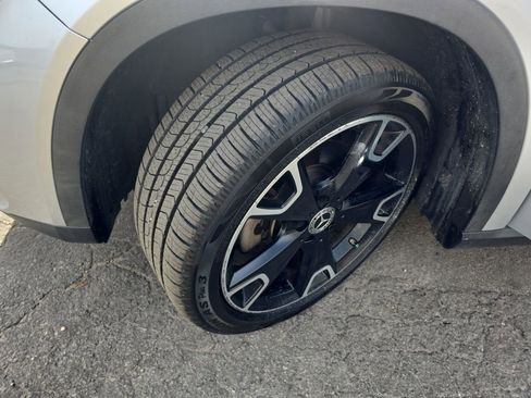 Used 2019 Mercedes-Benz GLA 250 image 38