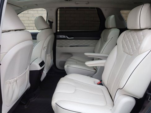 Used 2020 Hyundai Palisade Limited FWD image 23