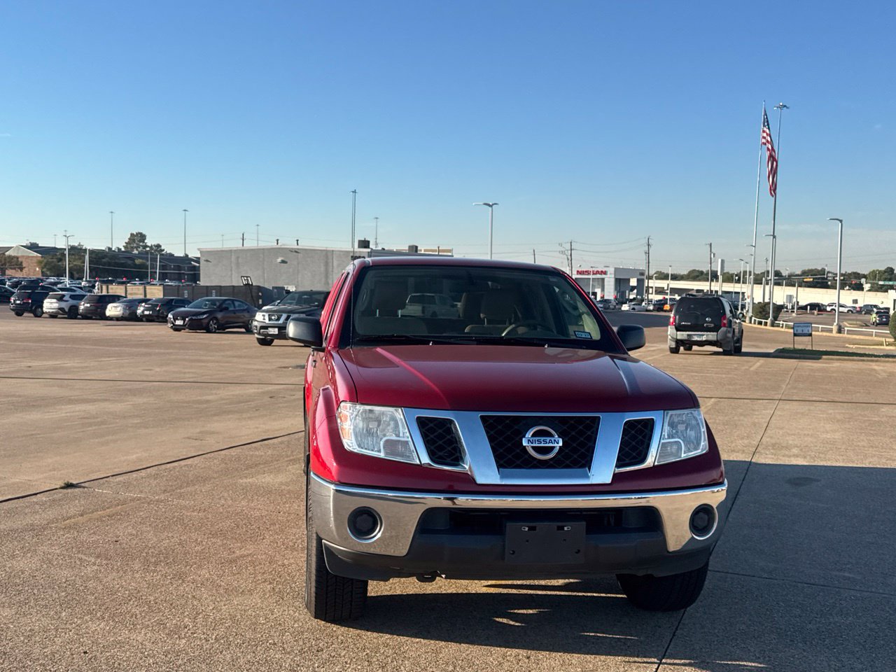 Used 2010 Nissan Frontier SE AWD/4WD image 5