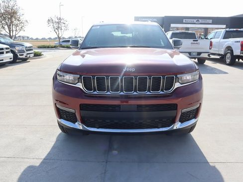 New 2025 Jeep Grand Cherokee L Limited w/ Luxury Tech Group II image 10