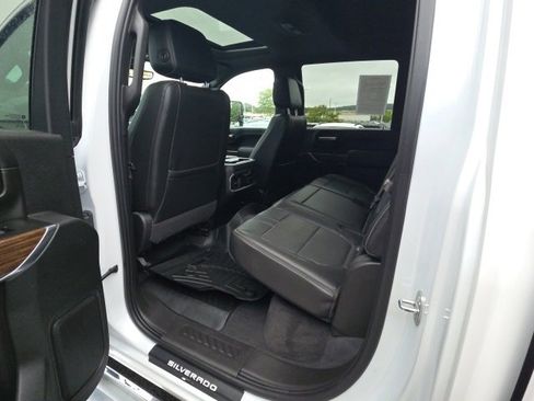 Used 2021 Chevrolet Silverado 3500 High Country w/ Z71 Off-Road Package image 30