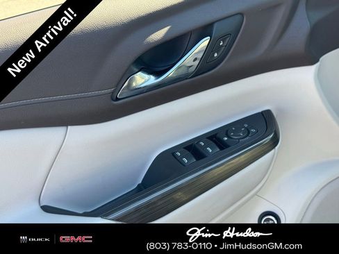 Used 2020 GMC Acadia SLT image 21