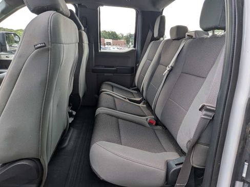 Used 2018 Ford F150 XL w/ Equipment Group 101A Mid AWD/4WD image 13
