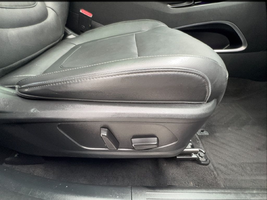 Used 2022 Hyundai Tucson Limited AWD/4WD image 34