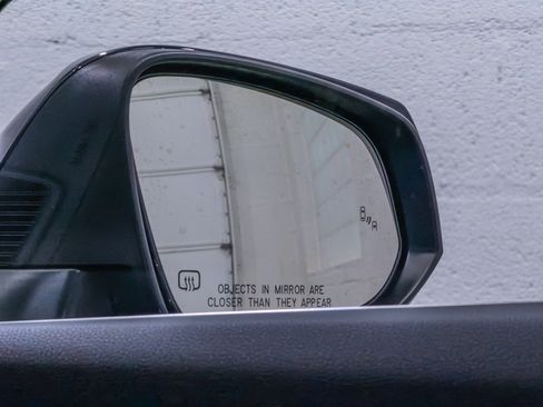 Used 2024 Toyota Grand Highlander AWD image 26