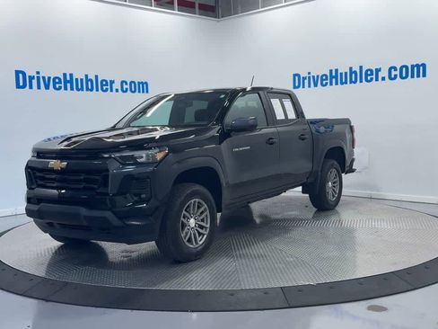 Used 2024 Chevrolet Colorado LT w/ LT Convenience Package III image 7